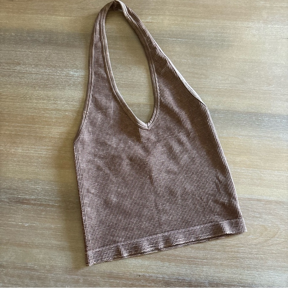 Bella Seamless Mocha Waffle Texture Cropped Halter Top, Small